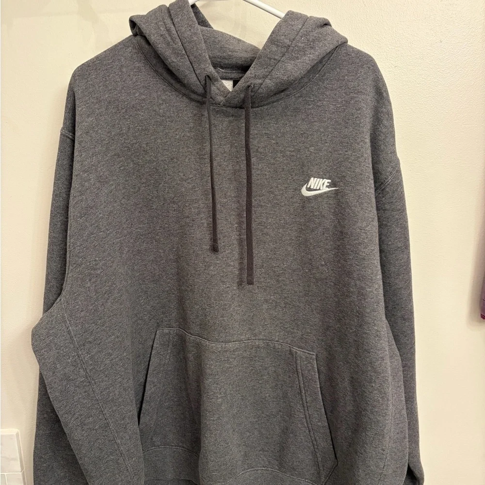 Nike Men's Charcoal grey Hoodie xl classic pocket logo athletic